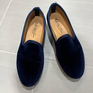Del Toro blue velvet slippers size 7